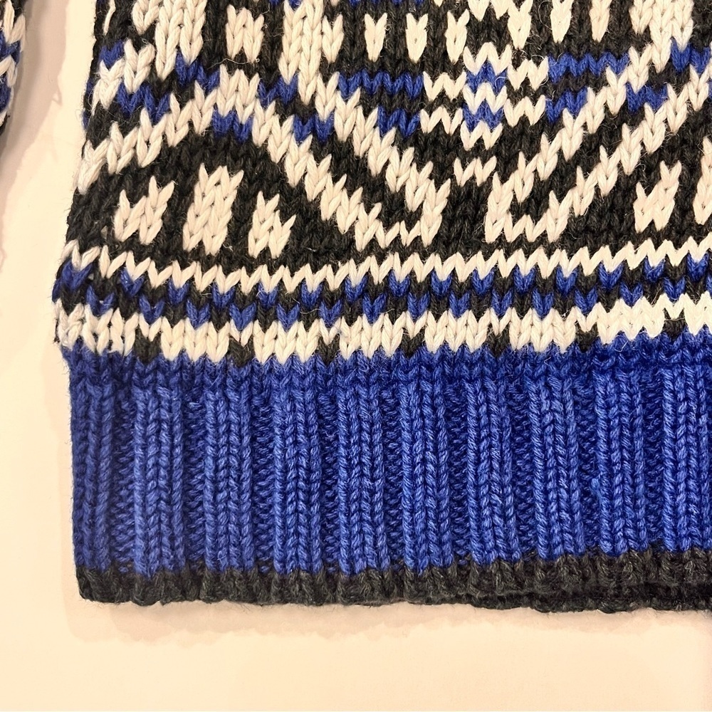 Vintage Women’s Sweater Turtleneck M Petite Ski Fair-isle Blue Black white 90’s - Picture 8 of 8